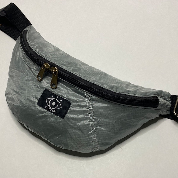 Marsupio in tela di paracadute riciclato, borsa riciclata, borsa da cintura riciclata, borsa in vita, borsa alla moda, piccola borsa a tracolla unisex