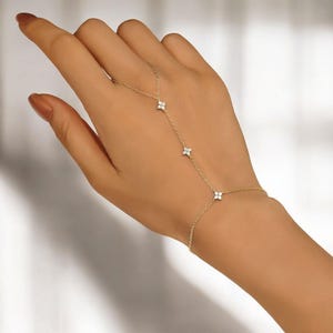 Diamond Flower Hand Chain / Dainty Sterling Silver Finger Chain / Gold Slave Chain Link / Gift for Her