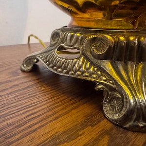 Hollywood Regency MCM Amber Glass Table Lamp on Brass Base image 9