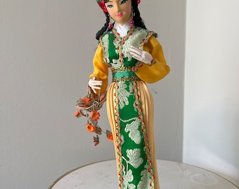 Costume Ethnique Thaïlandais Pour Poupée Barbie - N°1168 - Occasion