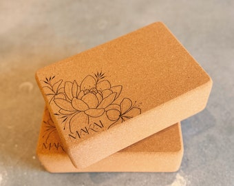 MAKAI Eco Cork Yoga Blocks Flower Design | Premium 100% Natural Cork Non-Slip Blocks | Sustainable and Eco-Friendly