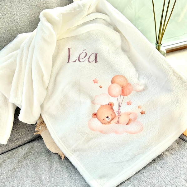 couverture personnalisée bébé une idée de cadeau de naissance unique et originale