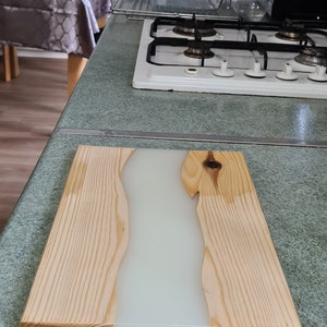 Custom Resin Wood Charcuterie Board | Cheese Serving Platter | Epoxy Cheese Board | Handmade Trays & Platters | Luxury Gift | Home Decor
