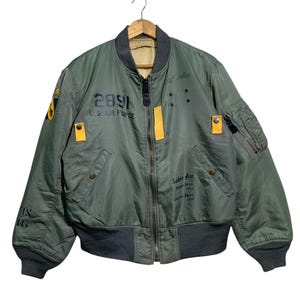Free Shipping !! Rare !! Vintage Avirex Jacket Type MA-1