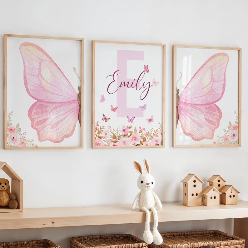 Lámina personalizada de mariposa rosa para guardería, arte mural de mariposas, flores y mariposas rosas, lámina de flores silvestres, decoración de mariposas, arte floral para guardería imagen 1