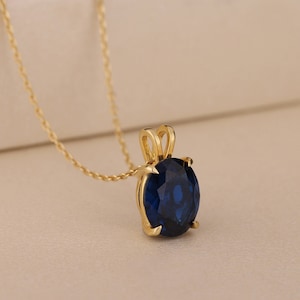 Oval Sapphire Necklace For Her in 14K Gold or Silver, Unique Healing Blue Stone Pendant Necklace, Elegant Gemstone Necklace, Gift For Mom