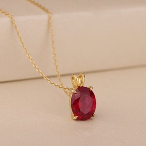 Oval Red Ruby Necklace in 14K 18K Gold, 925 Silver Delicate Gemstone Necklace For Wife, Wedding Necklace, Crystal Pendant, Gift For Mom