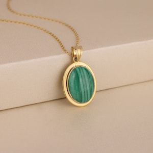 Genuine Malachite Necklace, Oval Malachite Pendant Necklace for Women in 14K Gold or Silver, Green Gemstone Necklace, Gift for Girl Friend
