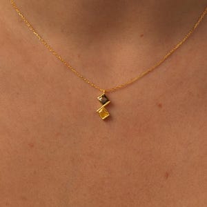 Familie Birthstone Halskette, personalisierte Multi Birthstone Halskette, Silber Square Birthstone Halskette, Birthstone Schmuck, Brautjungfer Geschenk