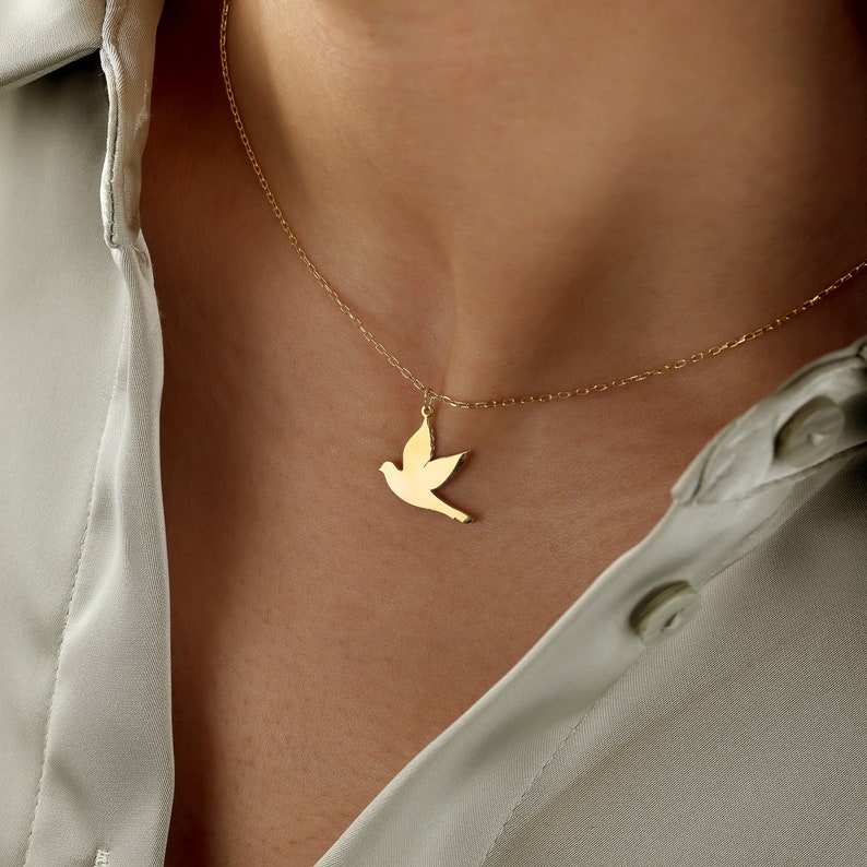 Zierliche Taube Vogel Halskette, Taube Anhänger, Vogel Halsband, Freiheit Halskette, fliegende Vogel Halskette, Geschenk für Vogel-Liebhaber, Vogel Schmuck Bild 3