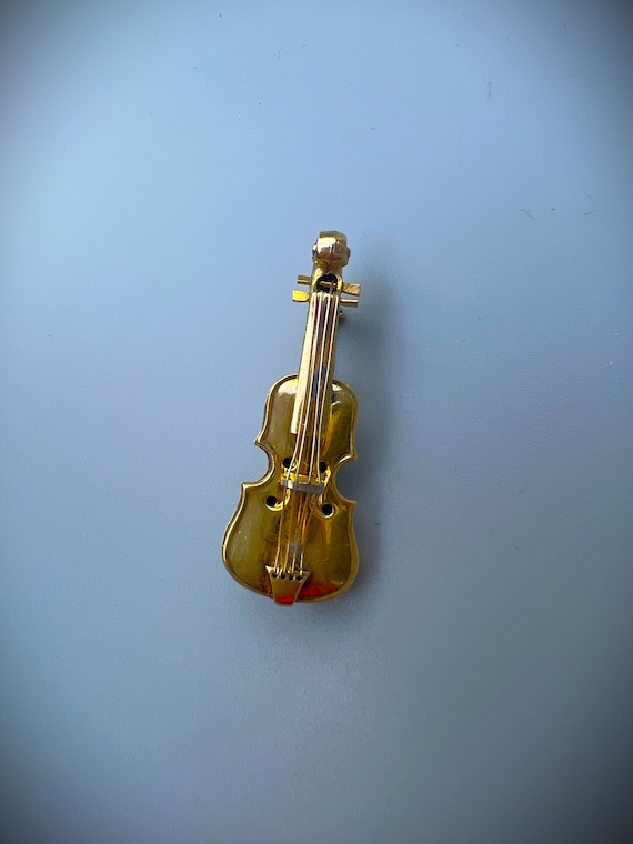 Unique Violin Pin Gold Toned