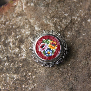 Vintage Italy Signed Micro Mosaic Millefiori Round Floral Pin with Filigree Edge
