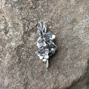 Vintage Signed Sarah Coventry Sterling Floral Brooch