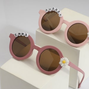 Floral Daisy Girls Personalized Name Sunglasses | Toddler Gift | Kids Gift | Babies Gift | Baby Girl Personalized Birthday Gift Sunglasses