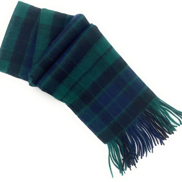 100% wool Mackay Scarves – Premium Unisex Scarf - Scottish Heritage Design, Perfect Gift with Clan History, 134x30cm