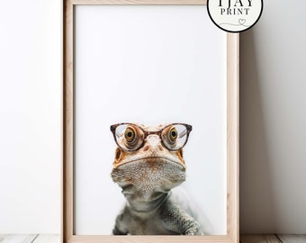 Funny Lizard Wearing Glasses Digital Download Decorative Funny Wall Art Whimsical Hipster Animal Portrait Funny Weird Cute Animals