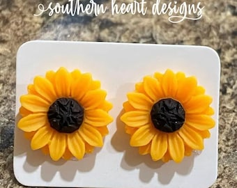 Sunflower Stud Earrings,sunflower earrings, stud earrings