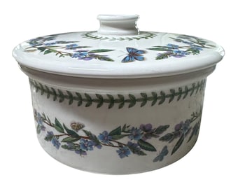 Portmeirion Botanic Garden 1.5-quart round drum covered casserole dish