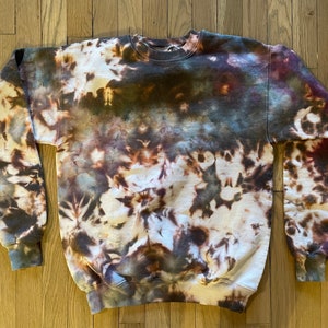 Tie Dye Long Sleeve Crewneck