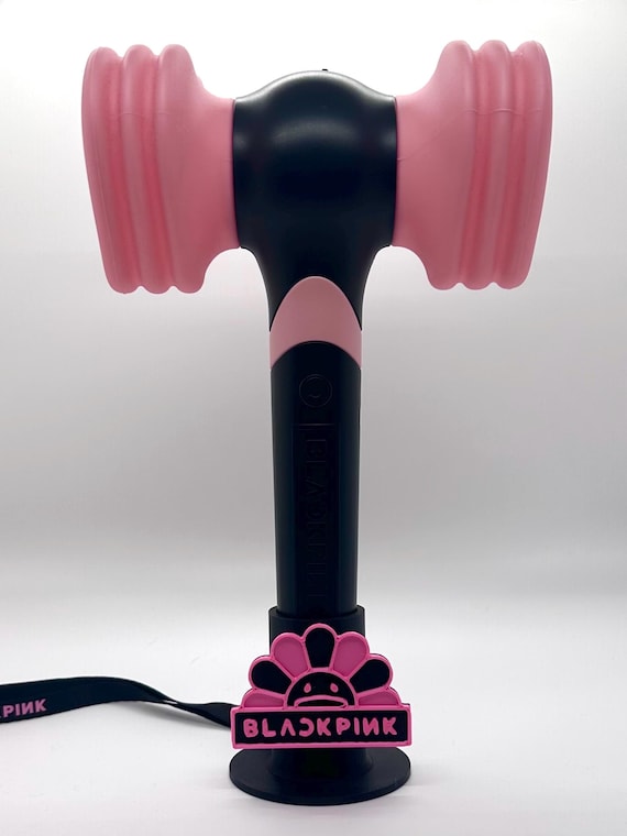 BLACKPINK BORN PINKライトスティクホルダー うちわ BLACKPINK BORN PINKライトスティクホルダー うちわ - メルカリ