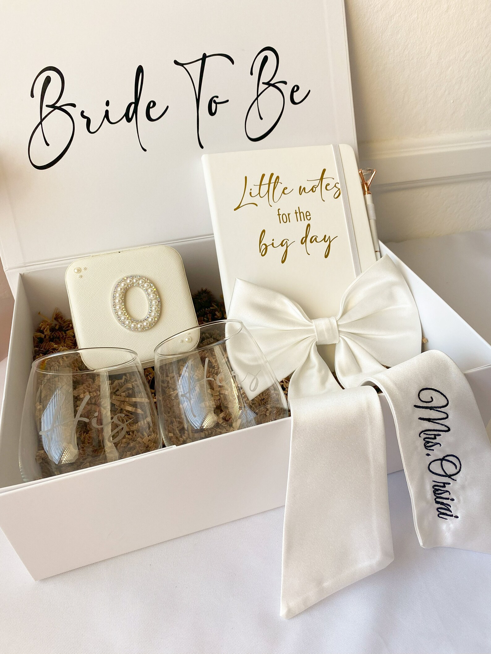 Custom Bride to Be Gift Box Personalized Gift Bride to Be Embroidered ...