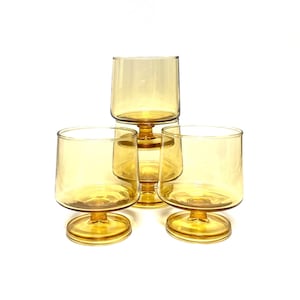 Vintage Honey Gold Finlandia Pedestal Glassware Set of Four by Anchor Hocking