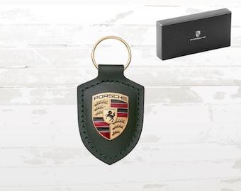 Porsche eikengroene leren sleutelhanger, sleutelhanger met gouden embleem