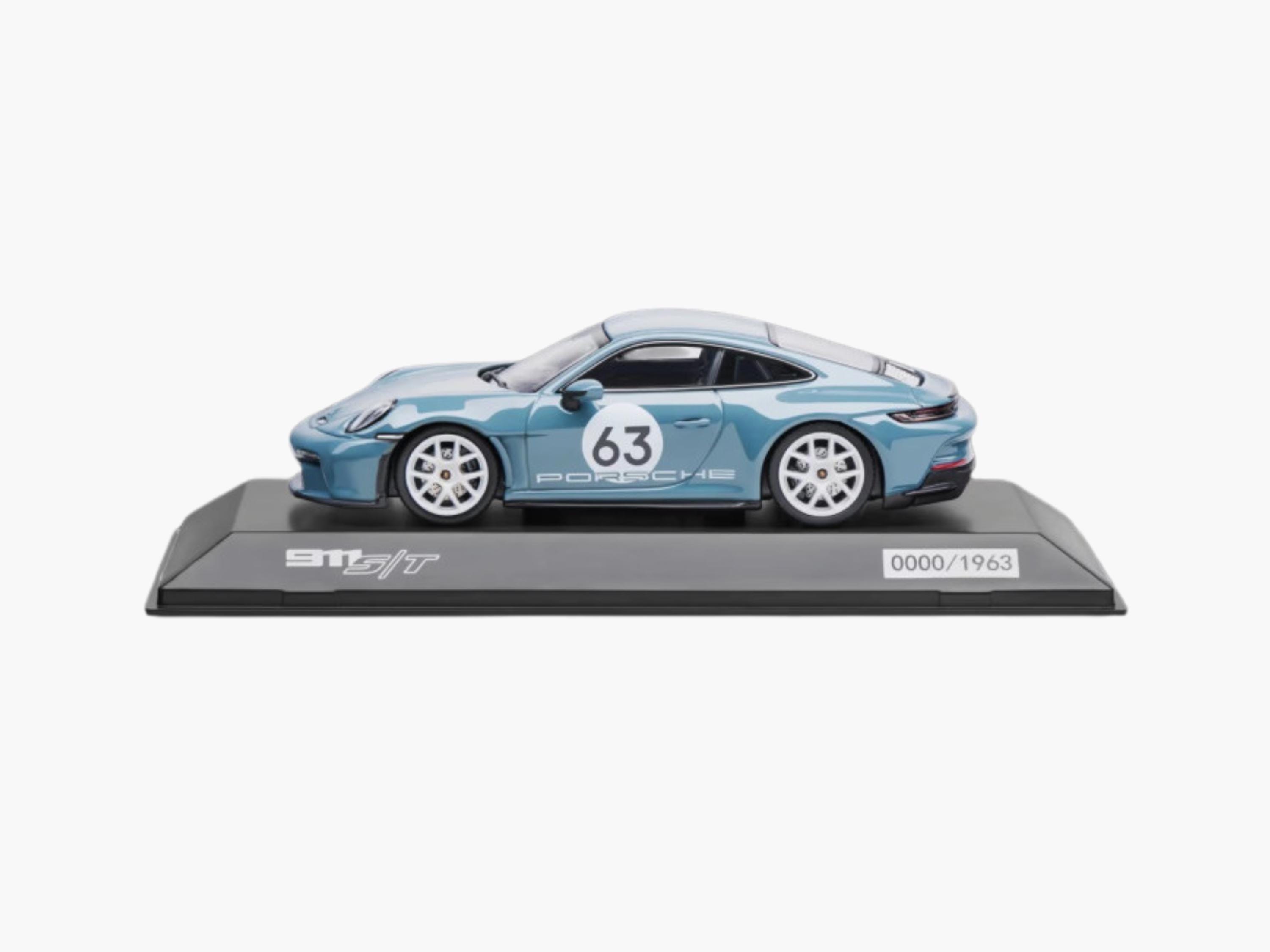 Porsche sculpture - Etsy 日本