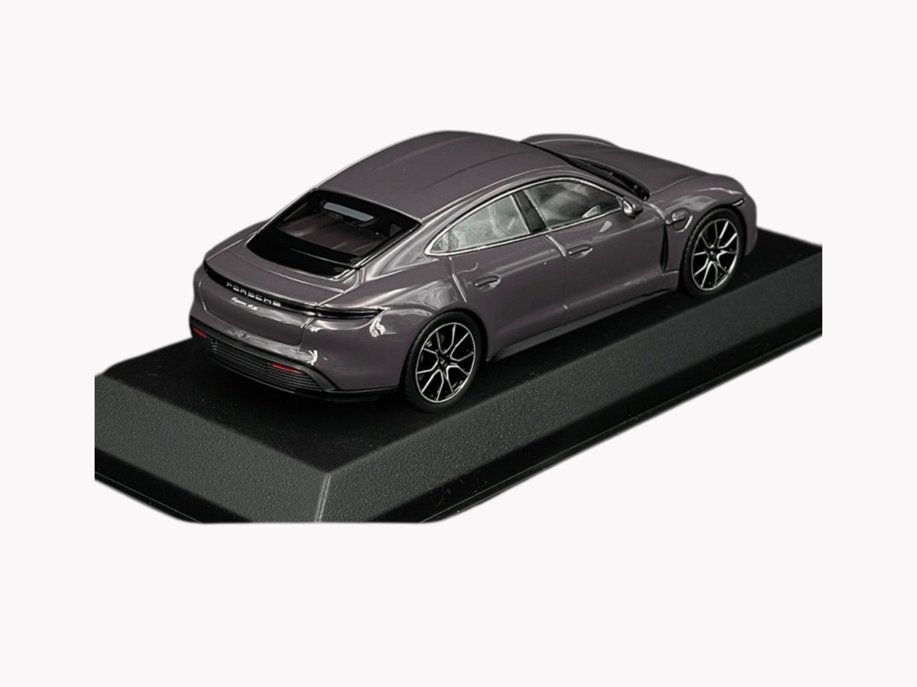 ミニチャンプス 1/43 ポルシェ タイカン 4S ポルシェ タイカン 4S 2024 ダイキャストモデルカー、ノレブ 1:43