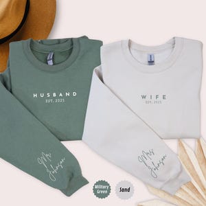 Personalized Couples Mr and Mrs Sweatshirt, Matching Husband & Wife Sweatshirts, New Wife Sweatshirt, New Couples Gift, Bridal Shower Gift
