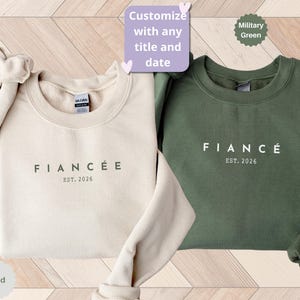 Sudaderas personalizadas para novios, camiseta de compromiso personalizada, futuros esposos, regalo de compromiso, regalo para la prometida, novio y novia imagen 1