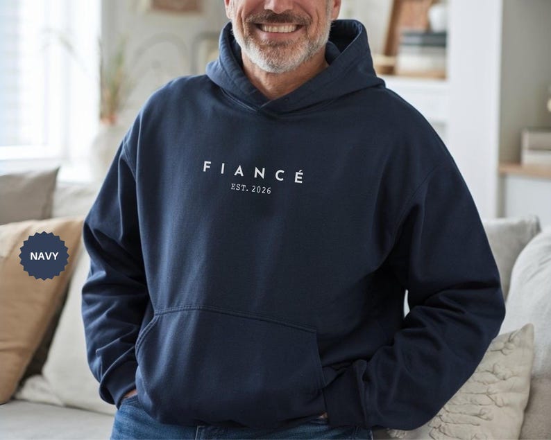 Sudaderas personalizadas para novios, camiseta de compromiso personalizada, futuros esposos, regalo de compromiso, regalo para la prometida, novio y novia imagen 7