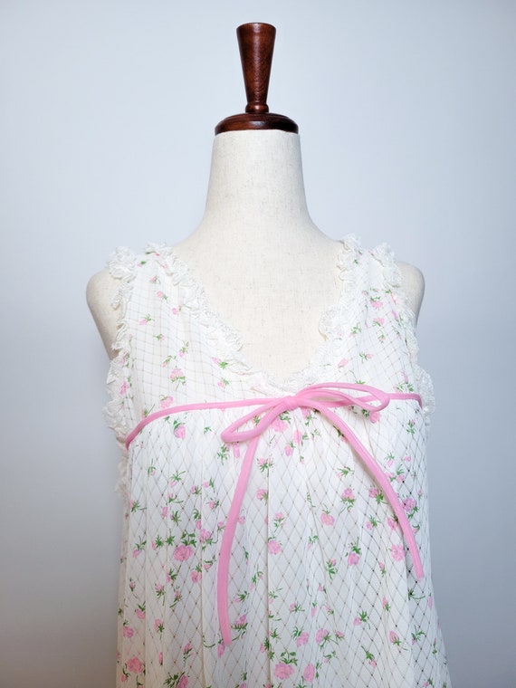 60s Penney Gaymode White and Pink Floral Chemise - image 8