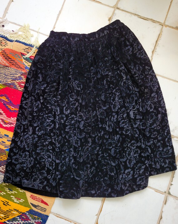 Vintage 50s Handmade Black Floral Velvet Skirt - image 1