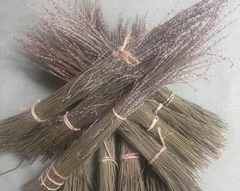 1 lb Lavender Natural Bee Beekeeping Smoker Fuel – – Dried Lavender Stalk Bundles – Chemical Free Hive Calming Smoke – Beekeeper Supplies