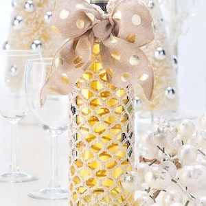 CROCHET PATTERN, Crochet wine bottle cover, easy wine cover pattern, vintage wine cover pattern