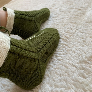 Knitted vintage slippers, womens slippers, knitted socks, knitted booties, knitted house boots, patik, traditional knitted slippers.