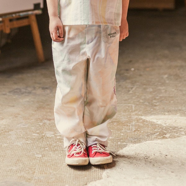 Berlin/ Pants in upcycled fabric fabric,sustainable fashion for kids made in  Barcelona/ pantalón sostenible y cómodo hecho en Barcelona