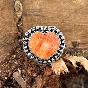 Navajo-Made Sterling Silver Orange Spiny Oyster Ring – Size 9 | Handcrafted Southwest Statement Ring | Boho Western Jewelry
