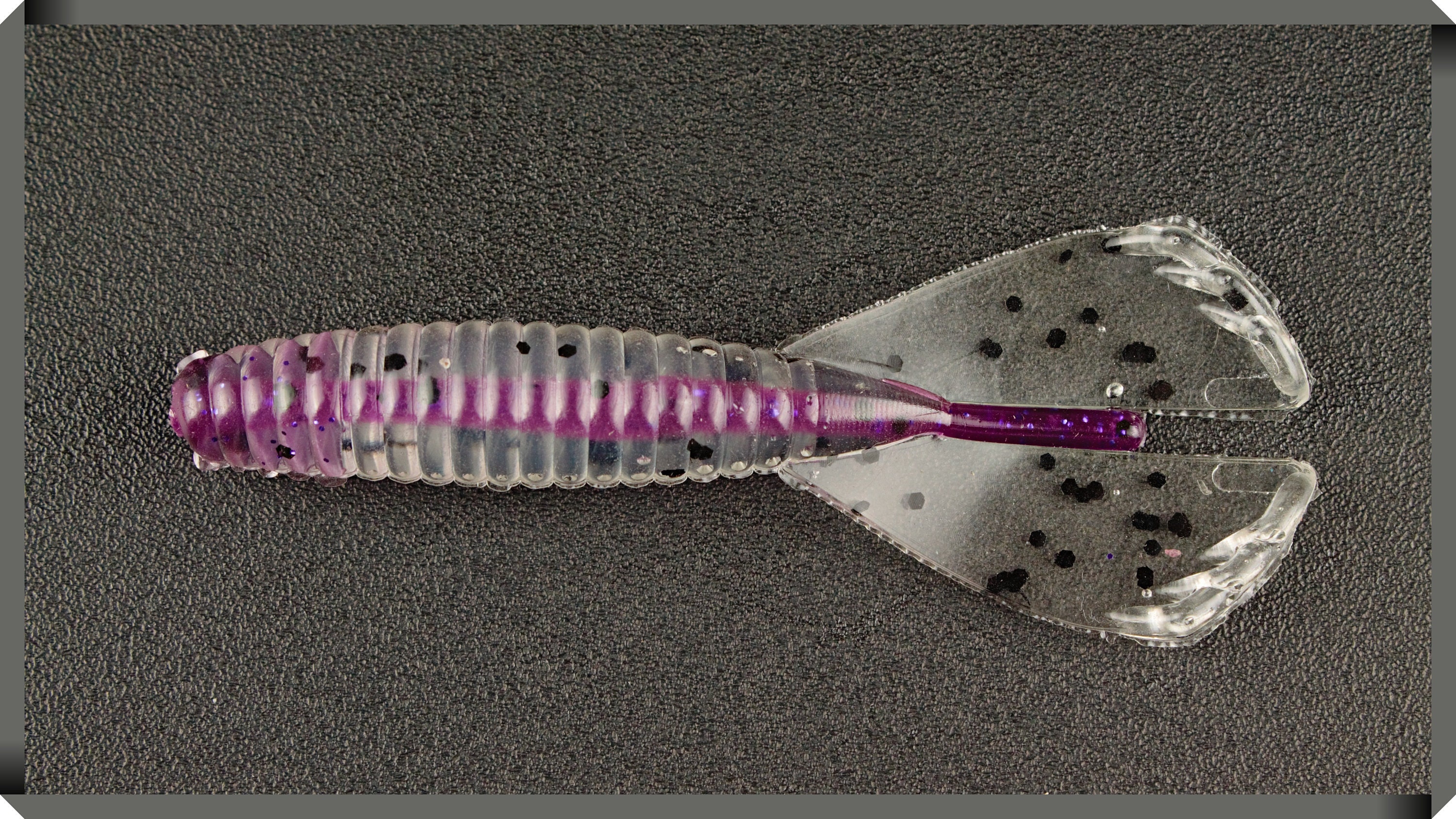 Grub Swim-tail Neon Core Bait / Bass Fishing Lure / Soft Plastic