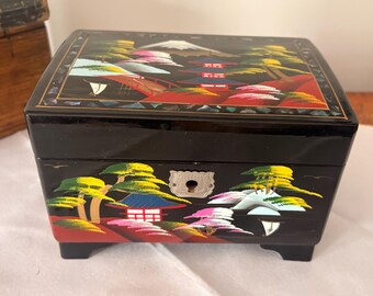 Vintage Mid Century Asian Lacquered Shell Inlay Music Box, Made in Japan