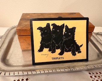 Triplets Scottie Dogs by Frozay, small wall plaque from the 1950s