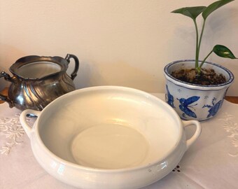McNicol China soup tureen, Made in Clarksburg, WV,  ironstone bowl