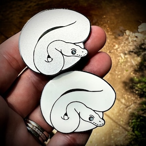 Ball Python Snake Metal Enamel Lapel Pin - Blue-Eyed Leucistic (Tsuki)