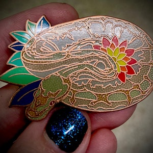Ball Python Snake Metal Enamel Lapel Pin - Coral Glow Spider (hinode ...