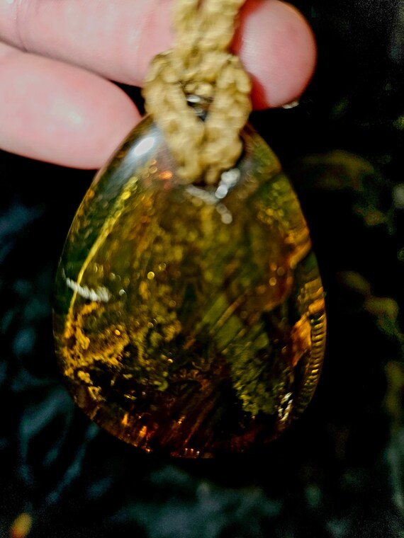 Baltic Amber teardrop shaped carving with Hamsa. … - image 7