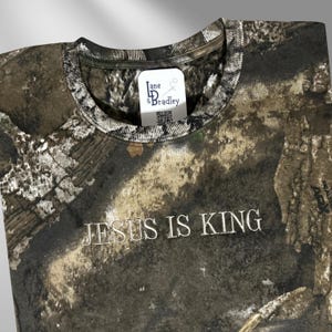 Christian Camo Hunting T-Shirt His Way Is Better Design Faith Message Embroidered Text Church Wear Multiple Sizes Jesus Is King Make Heaven Crowded Bible Verse Shirt Religious Apparel