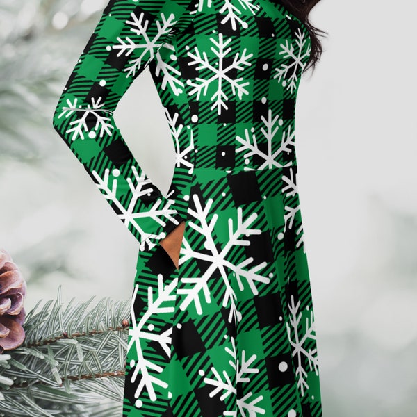 Winter Wonderland: Snowflakes on Plaid Long Sleeve Midi Dress in Festive Green