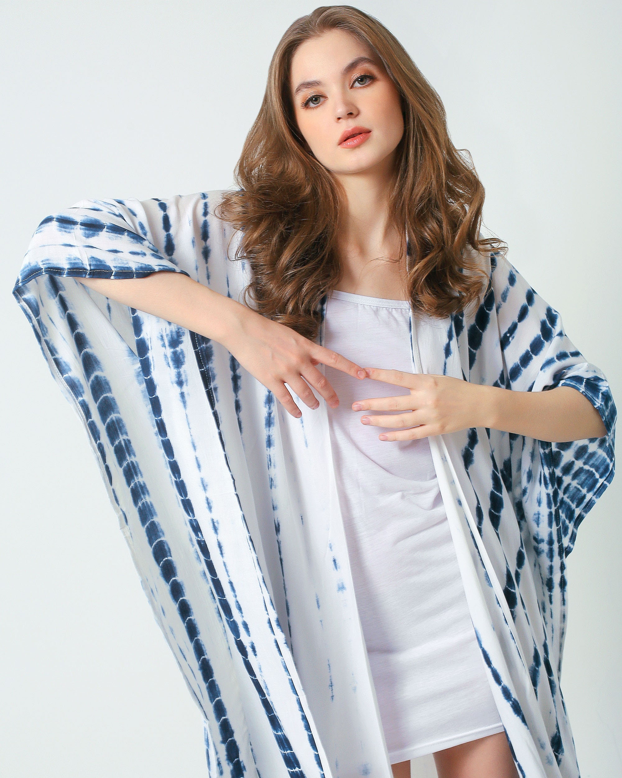 Handmade Tie Dye Rayon Kimono Robe: Bohemian Duster Cover-up - White ...