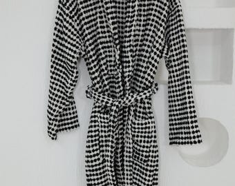 Albornoz grueso blanco y negro, grueso, suave y absorbente